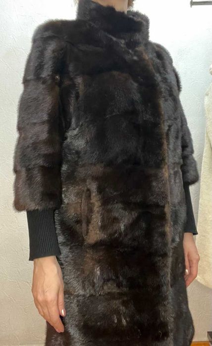 Шуба Норка  натуральная