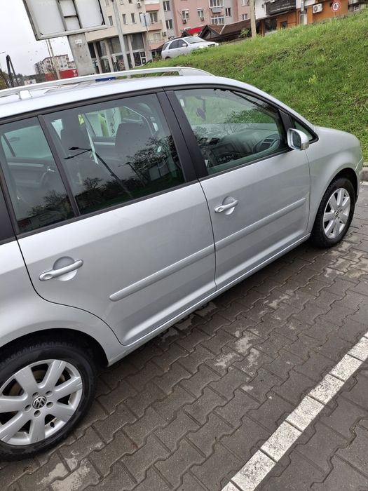 Автомобил ван Wolksvagen