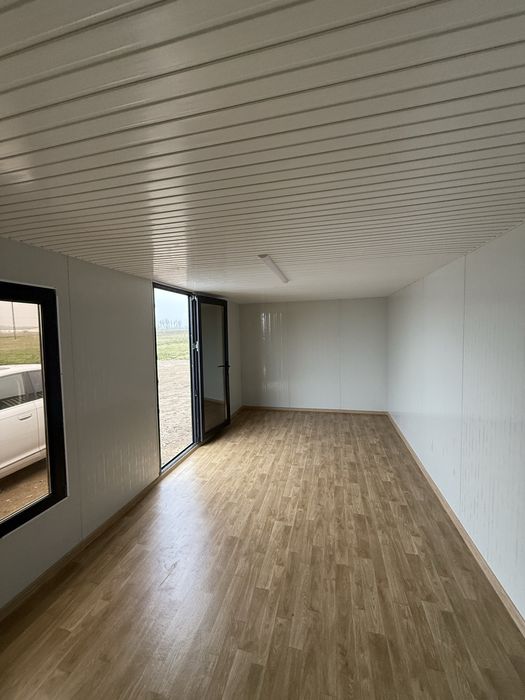 Container cu vitrina si riflaje de lemn livrare in toata romania