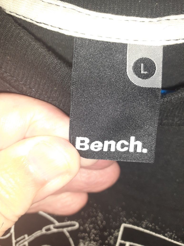 Tricou marca bench mărime L culoare neagra