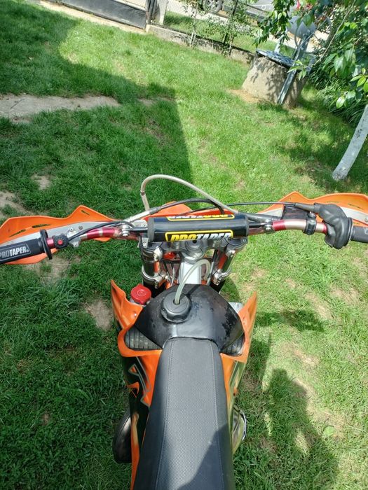 Vând ktm 250 exc 2t
