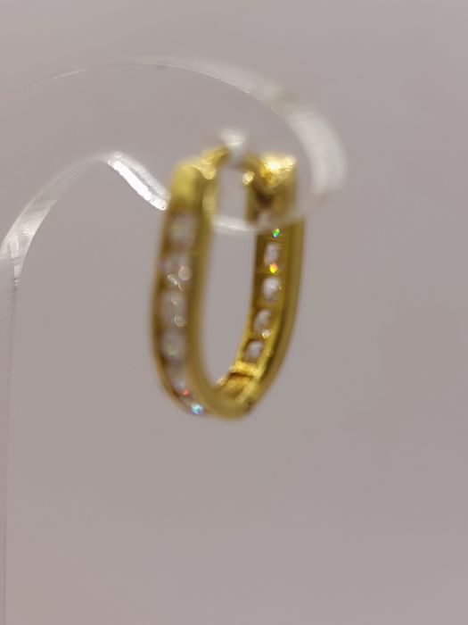 Златни обеци 18к 2.56гр.