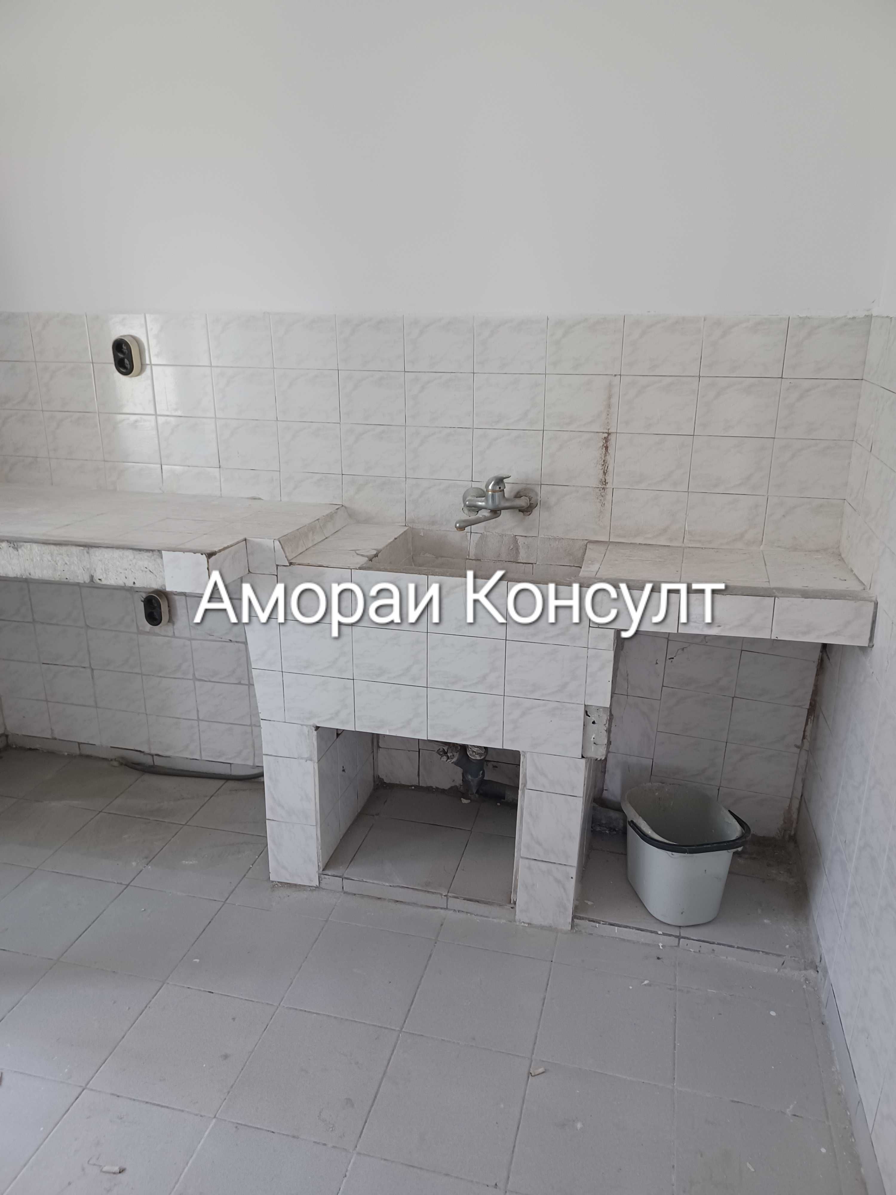 Къща в кв. Долно Езерово