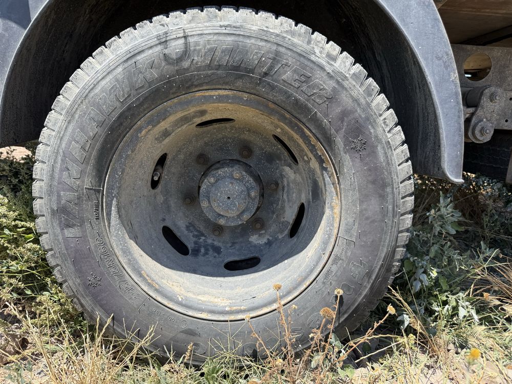 Мерцедес 609 на части