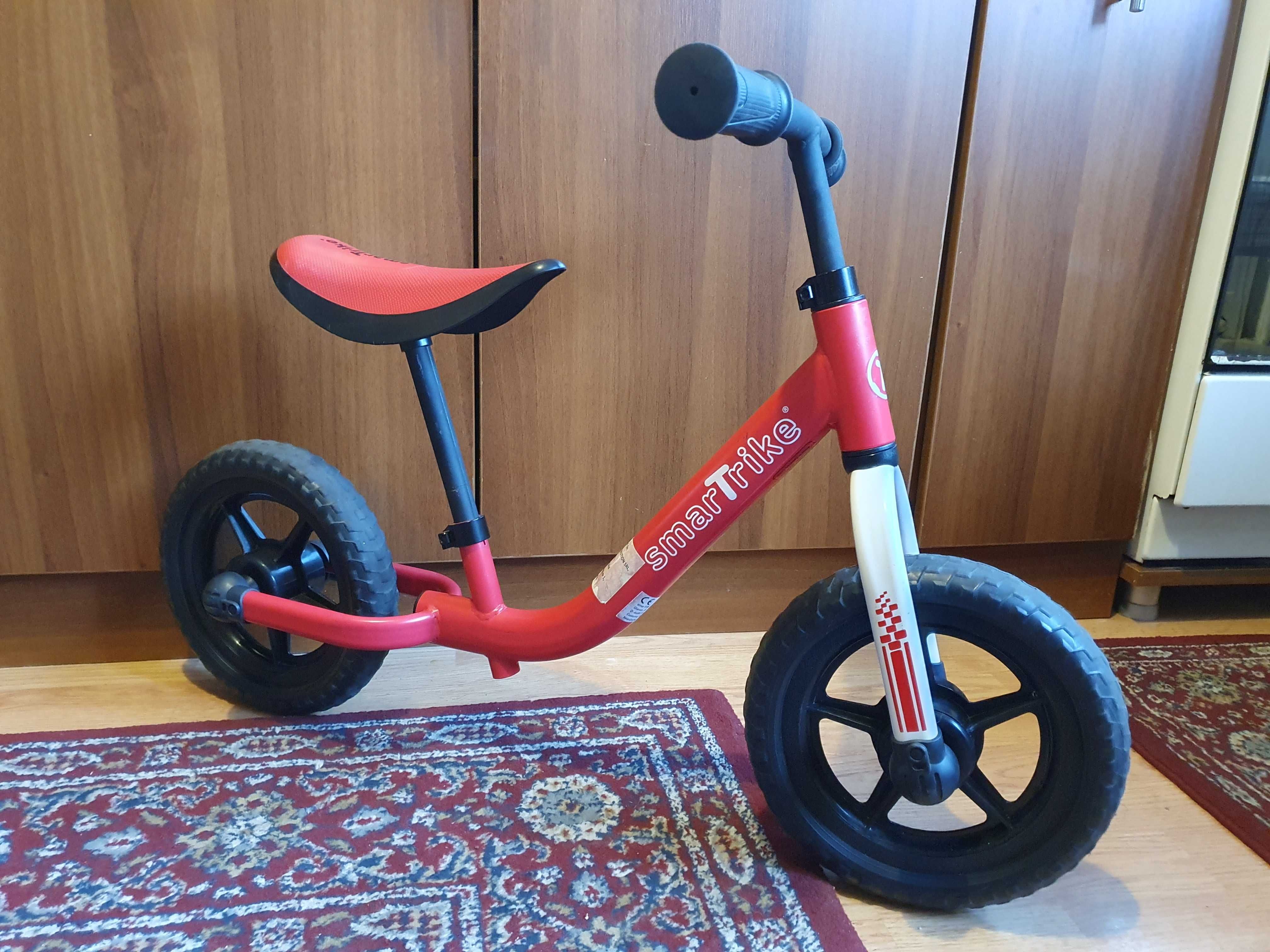 Bicicletă fără pedale, Balans, Smart Trike, Roșie cu Alb, ca Nouă