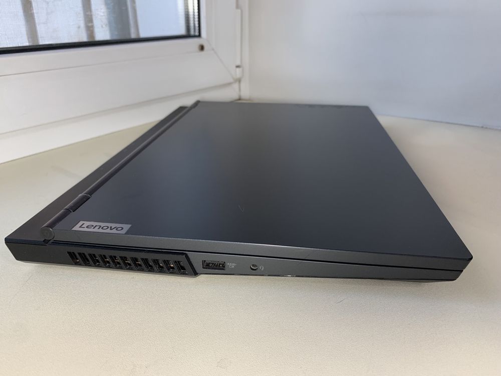 Продам ноутбук  Lenovo Legion 5 15ARH05