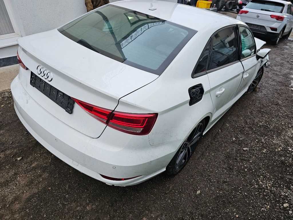 Dezmembrez Audi A3 sedan an 2017 2.0 TDI cod CRL 110KW cod cv PGT