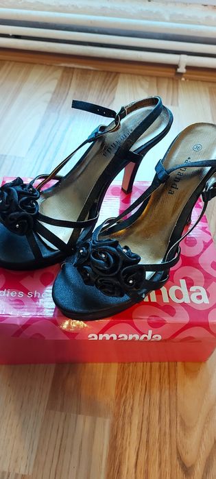Sandale de ocazie/ marimea 36