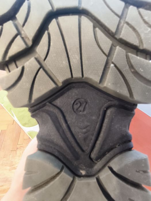 Зимни ботуши,  27