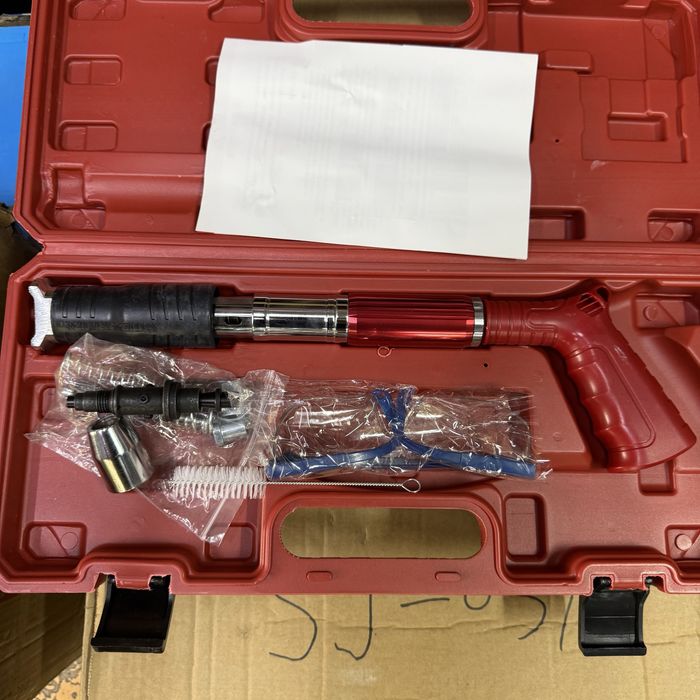 Пороховой монтажник pistolet