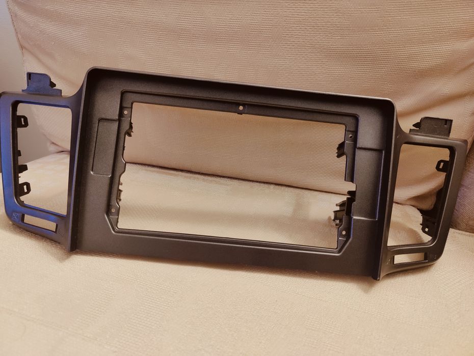 Рамка за мултимедия 10.1 инча Toyota RAV4