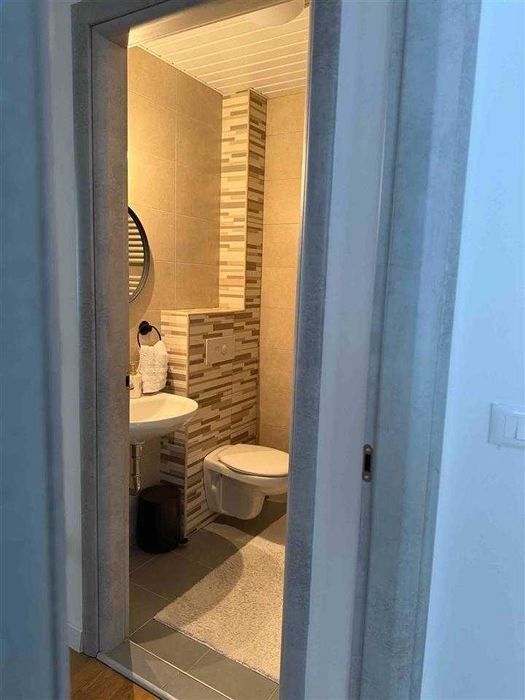 Дава се под наем Тристаен апартамент в Пловдив, Кършияка - 87 кв.м за 453.9 € - Снимка #3