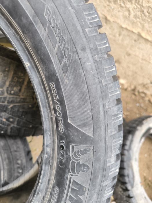 Шиныа мишлен 1штук