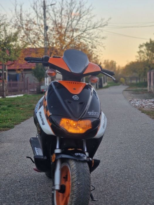 Vând urgent scuter keeway ry8