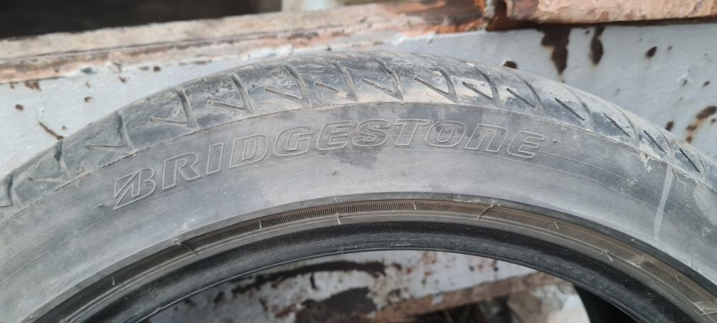 225 45 Bridgestone r18