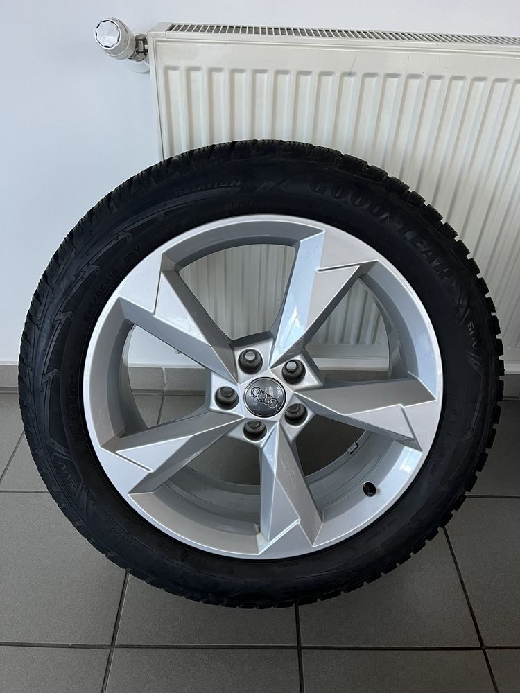 Jante-Roti Audi Q3 F3 83A601025N anvelope iarna 235/50R19