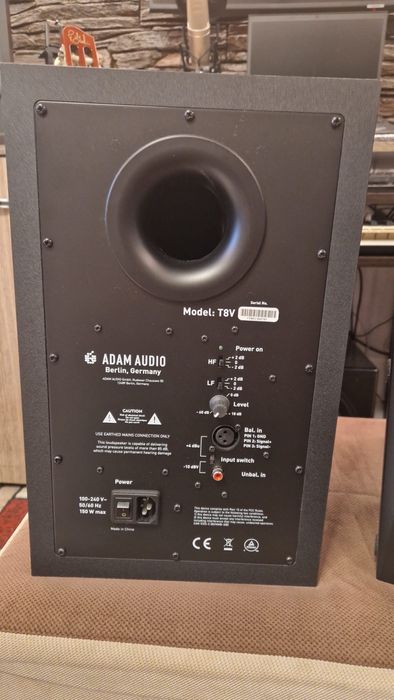 Vand monitoare studio ADAM AUDIO TV8