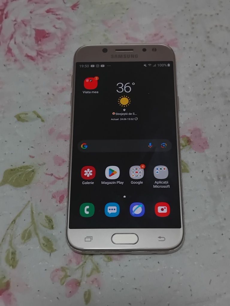 Vând samsung galaxy j5 gold!