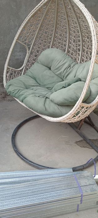 Срочно сотилади Ротанг стол стул кресло качеля