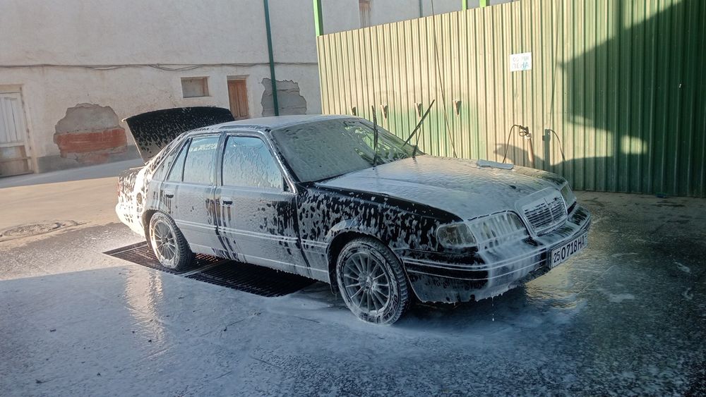 Машина сотилади нархи узгарди чунки мотор килинди