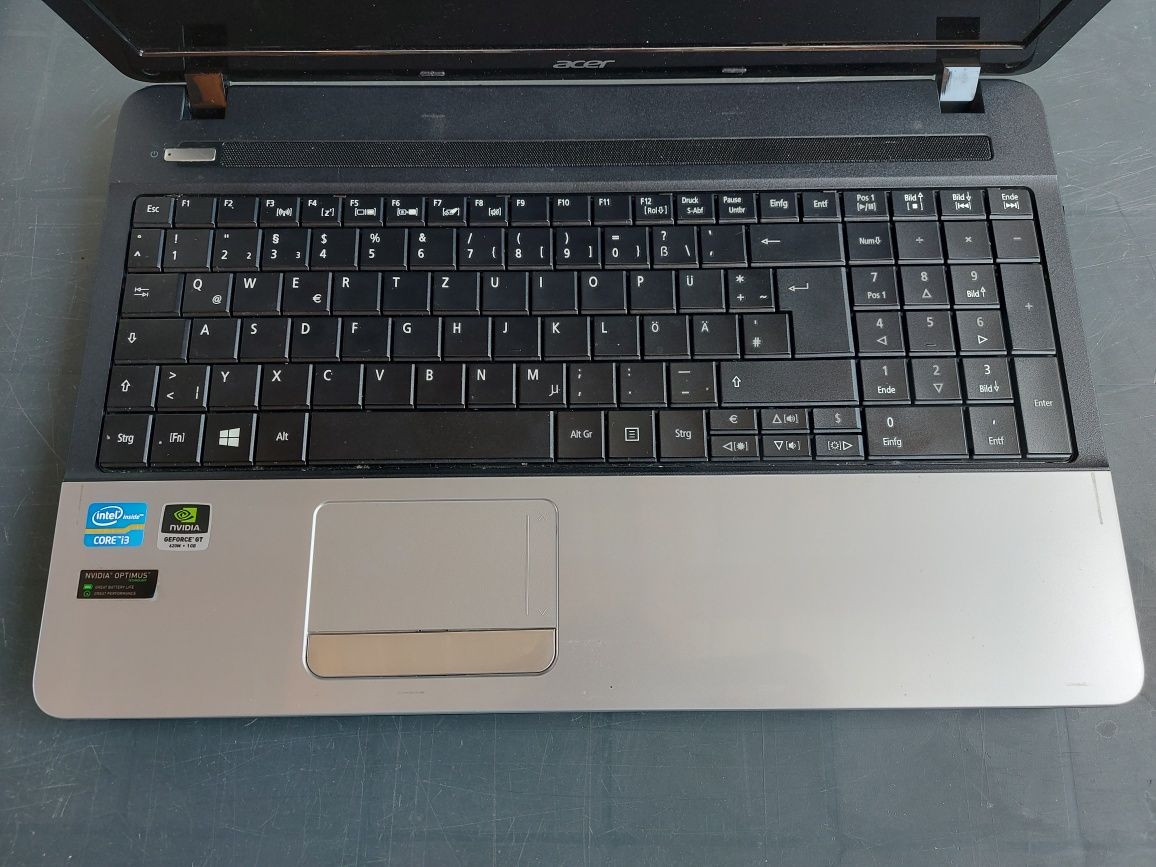 Dezmembrez Laptop-uri Lenovo B50-30 și Acer Aspire E1