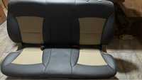 Сиденья задняя,диван на Hyundai STAREX,H-1