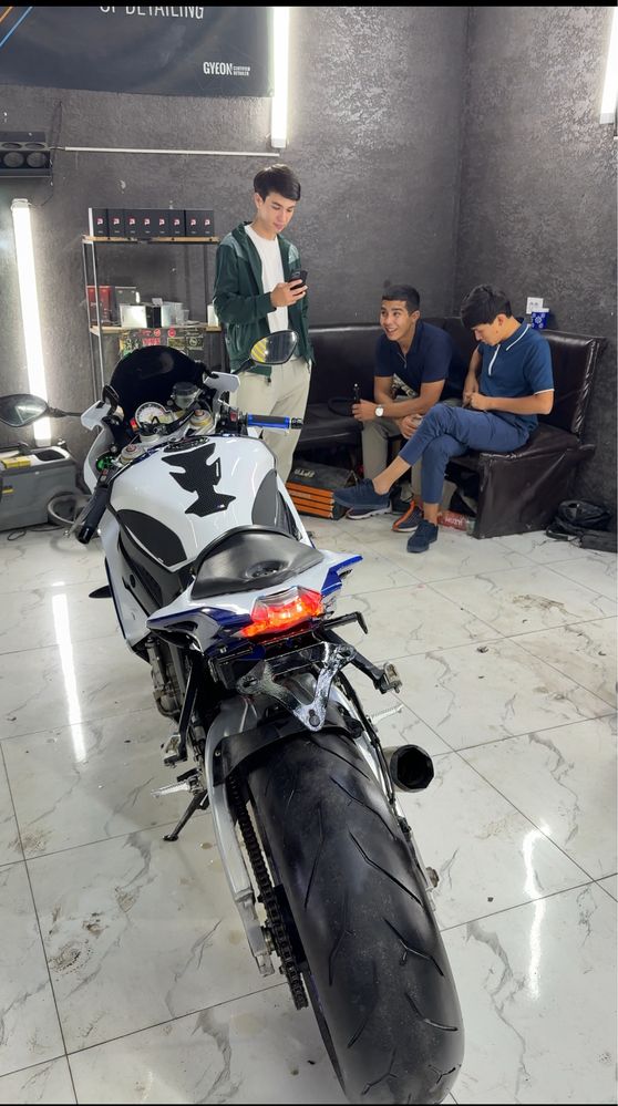 BMW S1000rr.  Original
