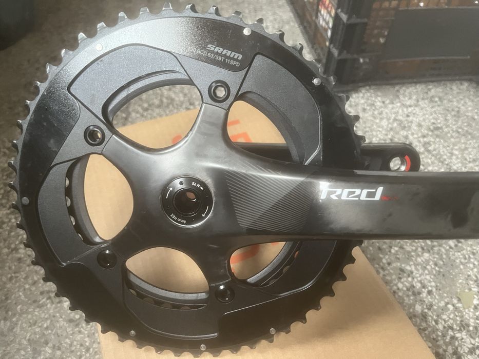 Tacx Flou велотренажор sram red карбонови курбели