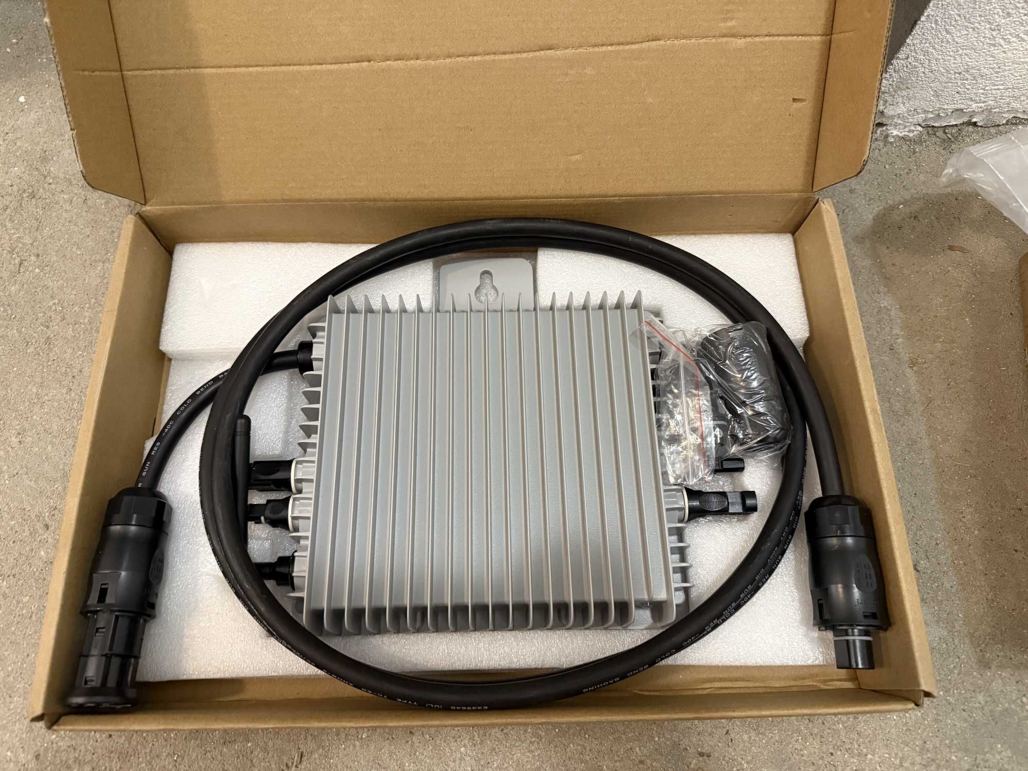 Продавам Соларен микро инвентор - 600w
