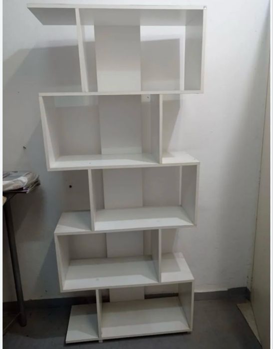 стеляж сотилади янги