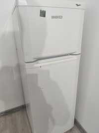 Продам 2-х камерный холодильник Beko!