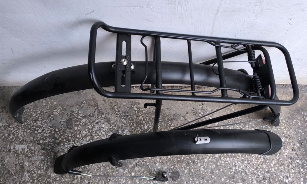 Калници,багажник+лед стоп,за 28цола велосипед