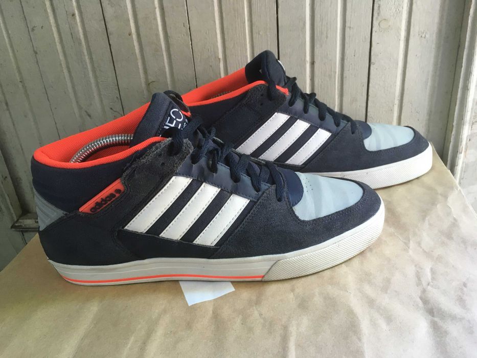 ''Adidas Neo Originals''оригинални маратонки 44 номер