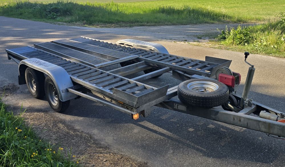 Platforma Van Weel 2001 VW AT