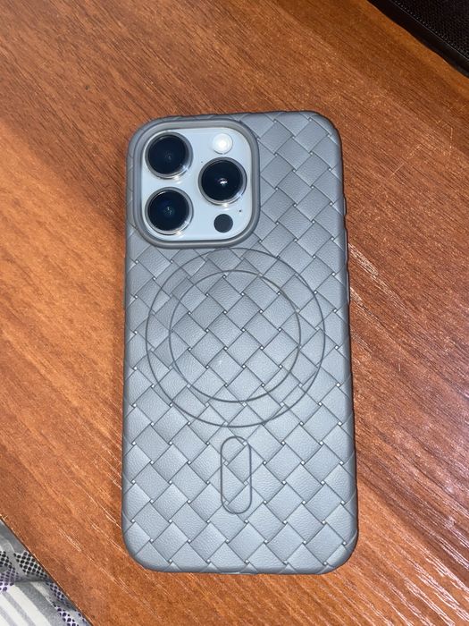 Продам айфон 15 про 256 гб