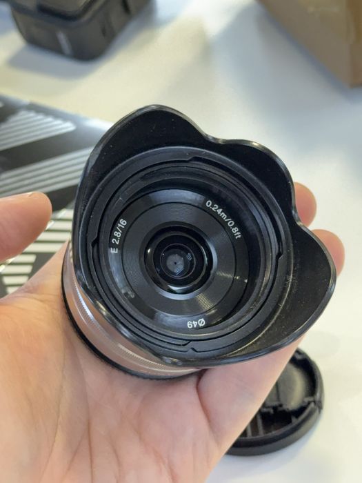 Обектив Sony E 16mm f/2.8 (Pancake) Autofocus
