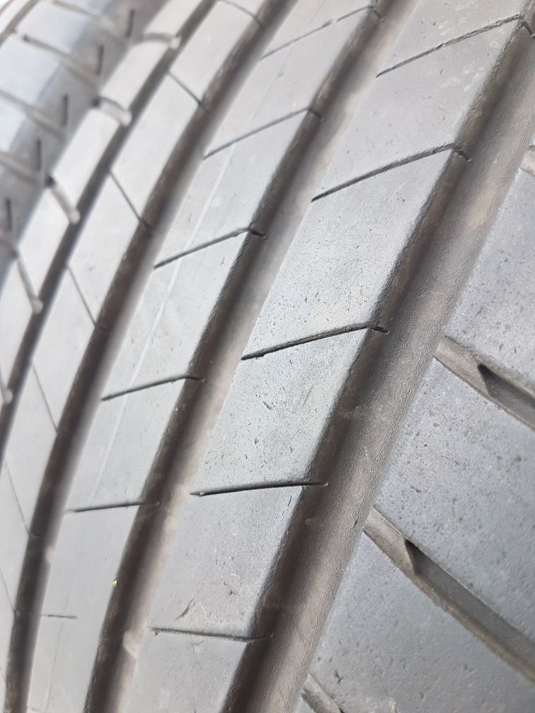 Летни гуми 2 броя BRIDGESTONE Turanza T005 225 45 R19 дот 0619