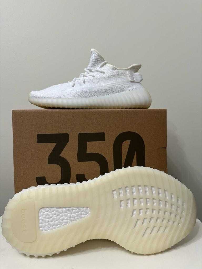 Yeezy Boost 350 V2 - Cream White / Triple White