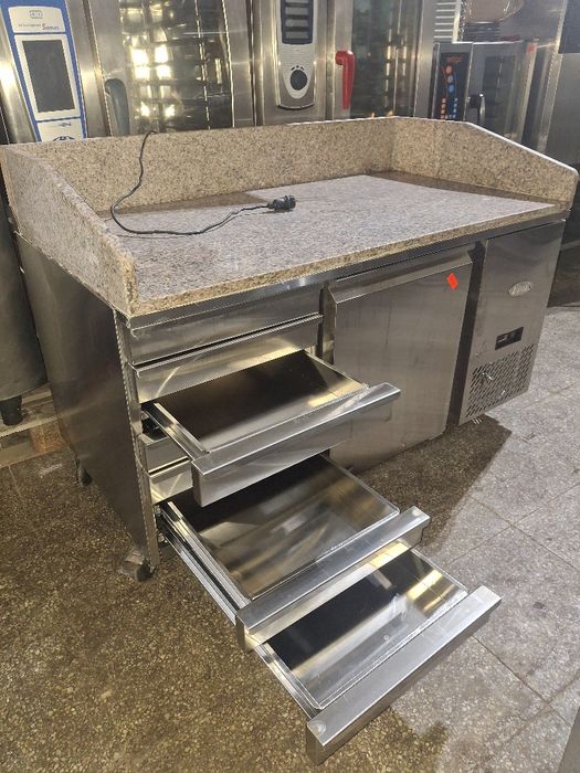 Хладилна маса за пица 60/40 тава