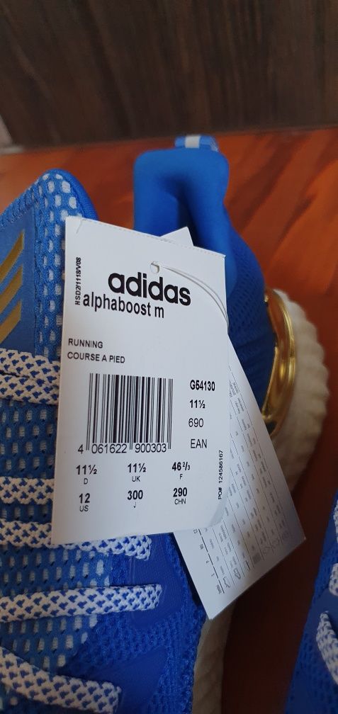 Adidas AlphaBoost M