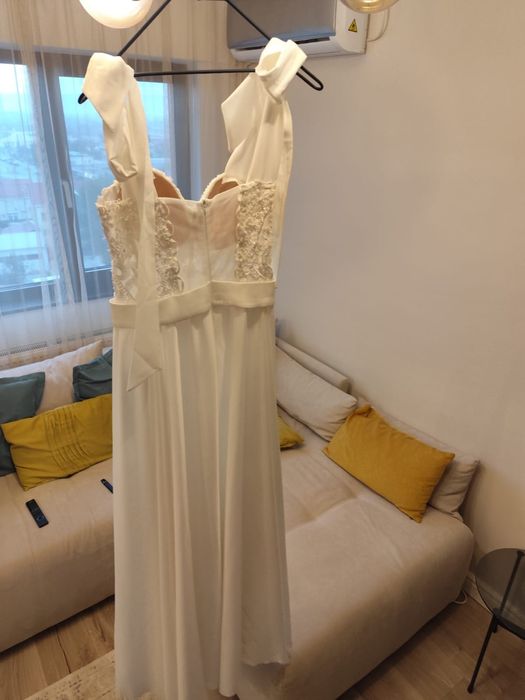 Vand rochie de mireasa