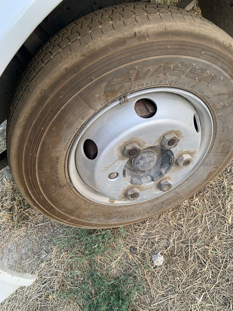 Isuzu 2008 ideal