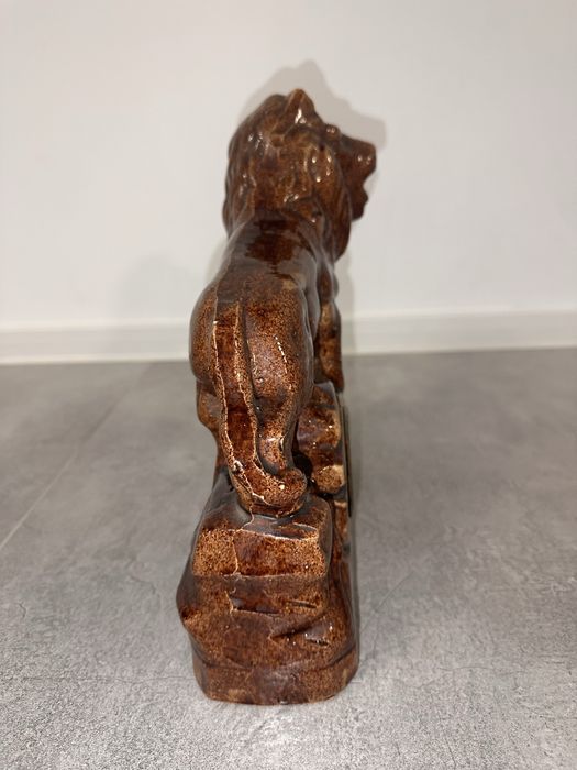 Vand ceas mecanic in forma de leu din ceramica veche (arta, decor)