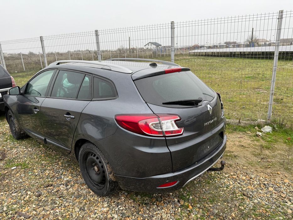 Dezmembrez megane 3 hatchback si break