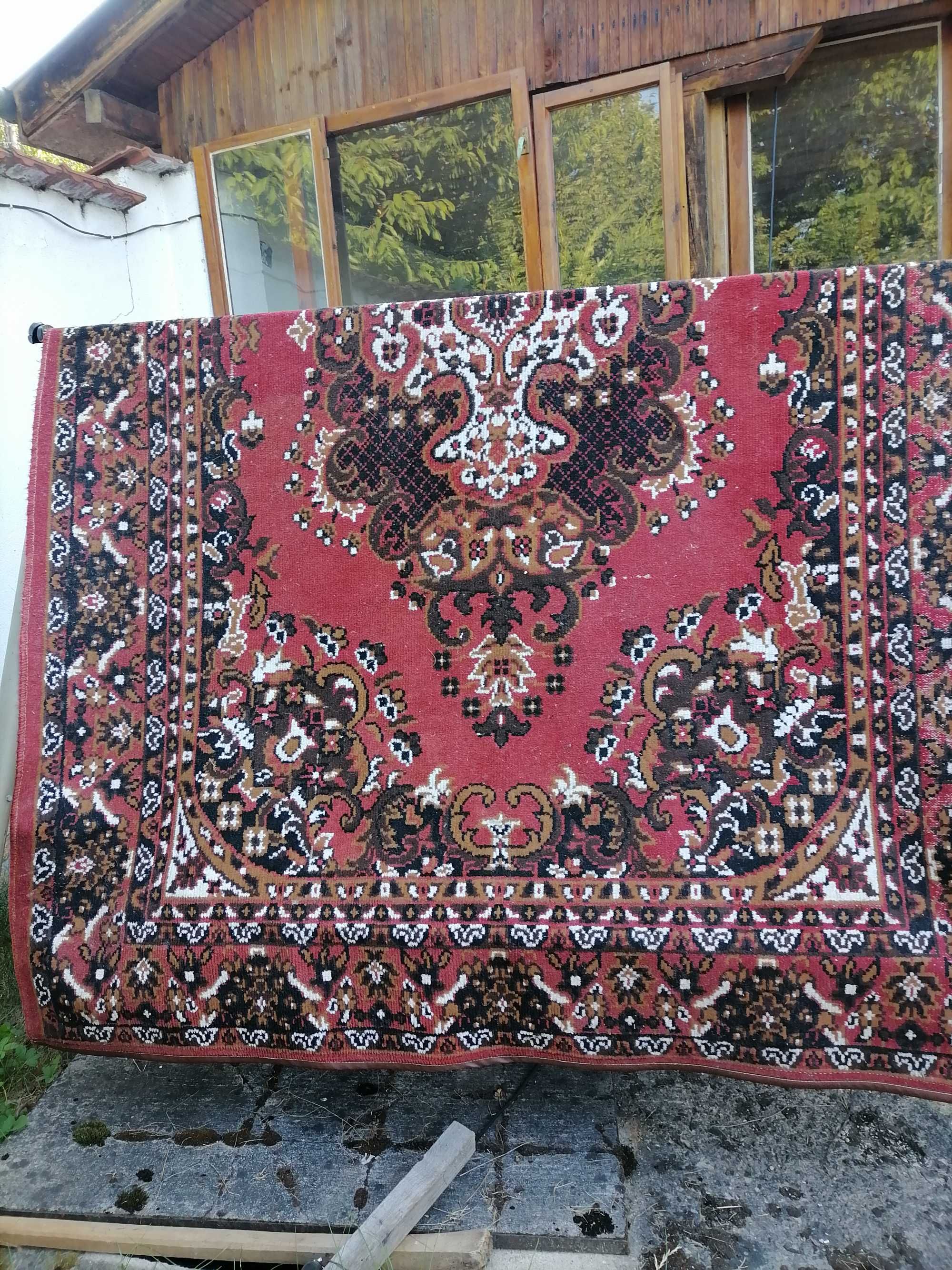 КИЛИМ размери 2.60 м : 1.80 м