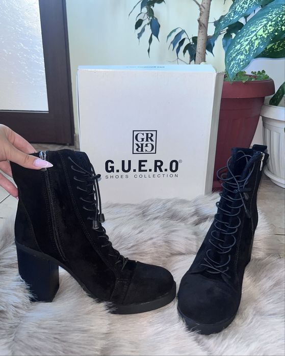 Зимни боти на ток от естествен велур