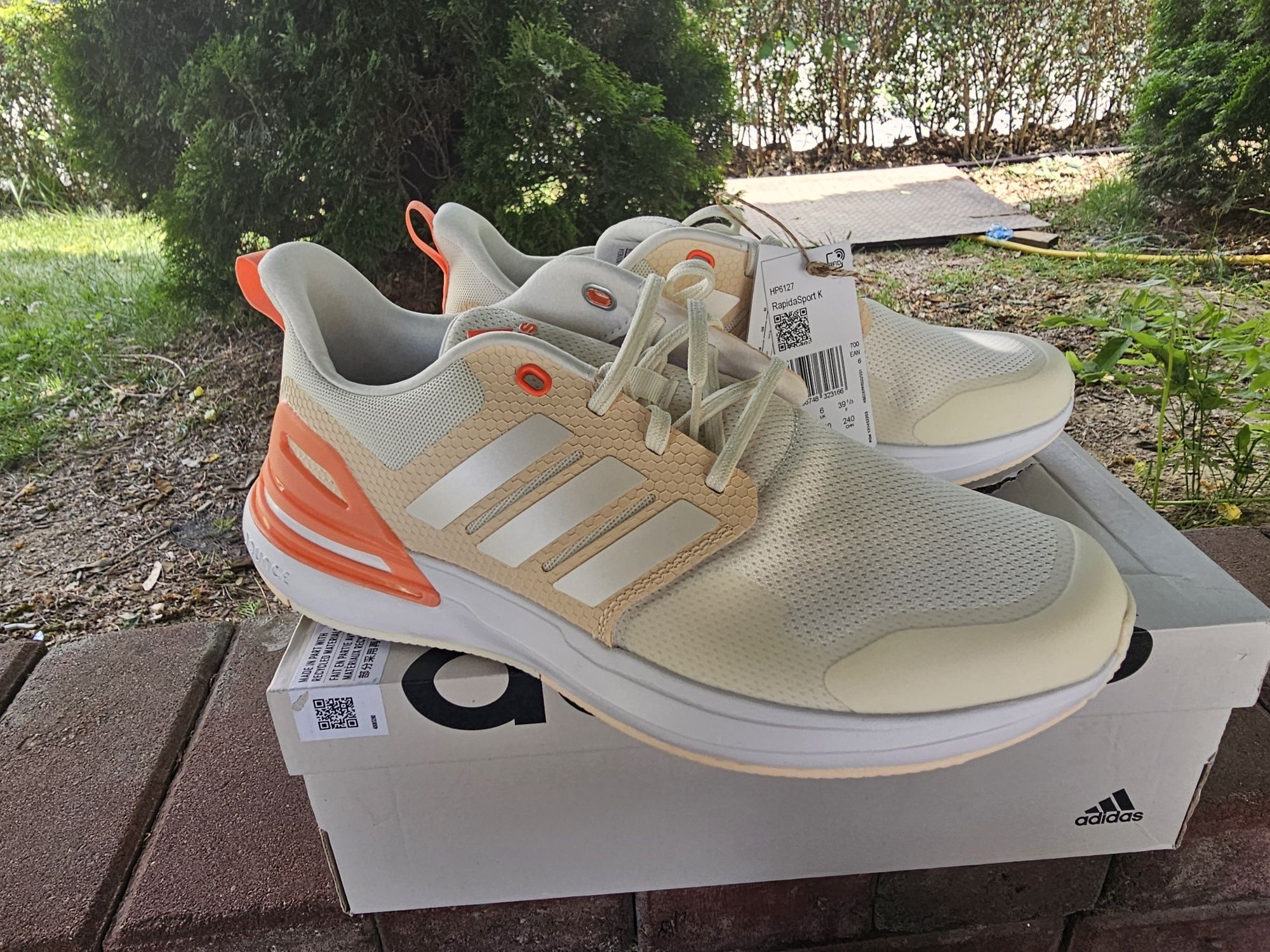 Дамски маратонки Adidas rapida номер 39