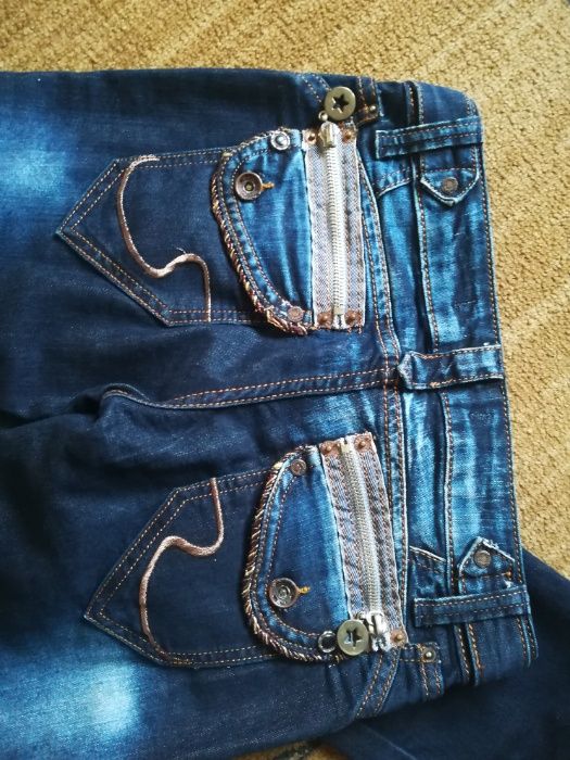 Дамски дънки слим