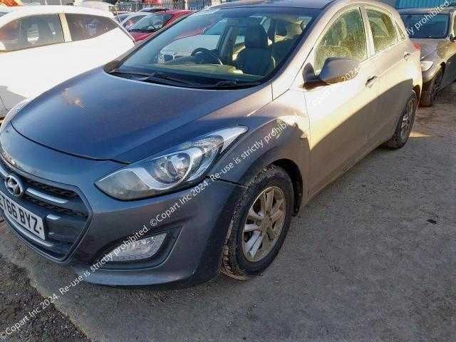 Dezmembrez Hyundai i30 2016 1.6 d 6 trepte