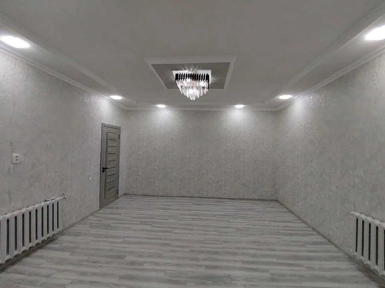 Срочно продается квартира 2/8/9, 56кв.м. Она бола болница.